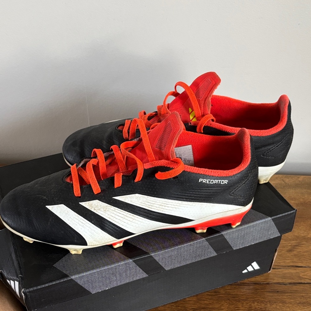 Adidas Predator Black and Red kids cleats sz 5.5 Athletic Shoes